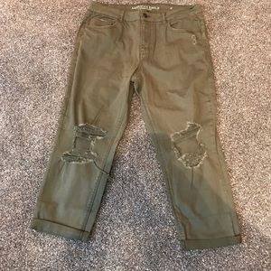 American Eagle 🦅Olive denim crop pants